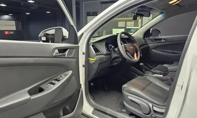 Hyundai Tucson 2018, 20177 км, за 10174.61 USD - фото 11