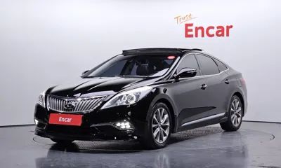 Hyundai Grandeur · 2015 год