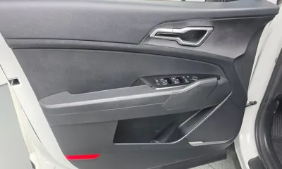 Kia Sportage 2022, 41167 км, за 15137.5 USD - фото 24