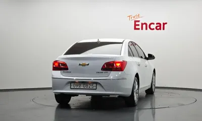 ChevroletGMDaewoo Cruze 2016, 120058 км, за 2115.28 USD