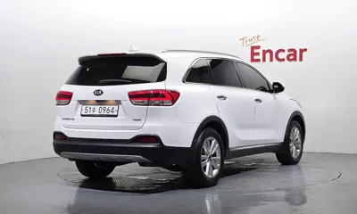 Kia Sorento 2016, 169416 км, за 6440.29 USD