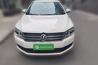Volkswagen Lavida 2013, 82800 км, за 5921 USD