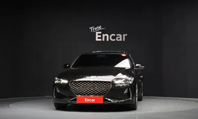 Genesis G70 2018, 114107 км, за 12611.66 USD