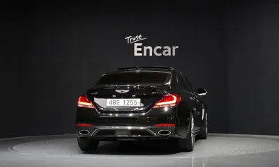 Genesis G70 2018, 114107 км, за 12611.66 USD