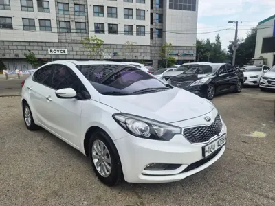 Kia K3 2013, 87764 км, за 3635.65 USD