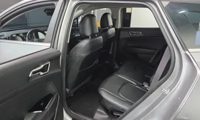Kia Sportage 2023, 95976 км, за 12223.32 USD - фото 11