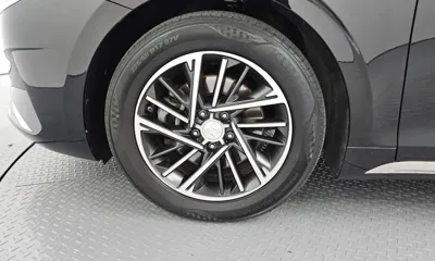 Hyundai Grandeur 2023, 164827 км, за 11290.53 USD