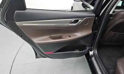 Hyundai Grandeur 2023, 164827 км, за 11290.53 USD - фото 25
