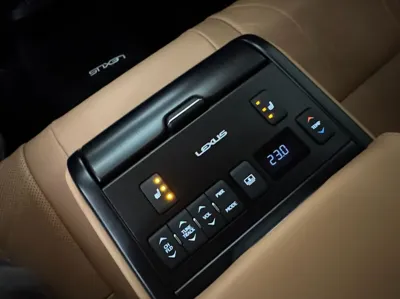 Lexus ES 2025, 29230 км, за 29838.12 USD - фото 19