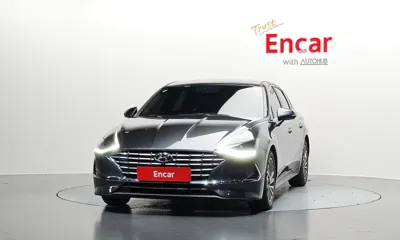 Hyundai Sonata 2021, 58803 км, за 13609.42 USD