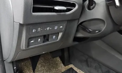 Hyundai Sonata 2021, 58803 км, за 13609.42 USD - фото 17