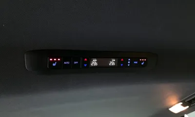 Toyota Sienna 2024, 41346 км, за 36759.88 USD - фото 18