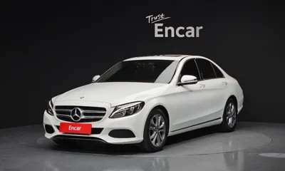 Mercedes-Benz C-Class · 2017 год