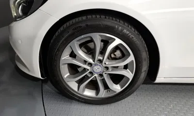 Mercedes-Benz C-Class 2017, 73050 км, за 9117.94 USD