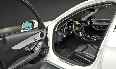 Mercedes-Benz C-Class 2017, 73050 км, за 9117.94 USD - фото 11
