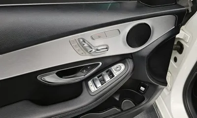 Mercedes-Benz C-Class 2017, 73050 км, за 9117.94 USD - фото 17
