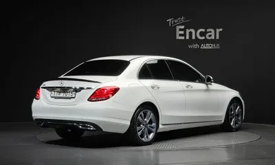 Mercedes-Benz C-Class 2018, 142873 км, за 8593.34 USD