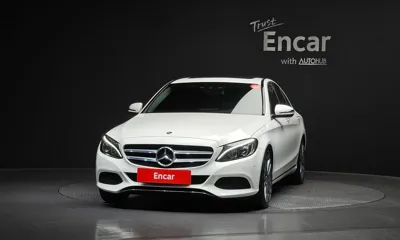 Mercedes-Benz C-Class 2018, 142873 км, за 8593.34 USD