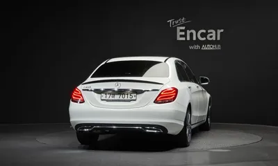Mercedes-Benz C-Class 2018, 142873 км, за 8593.34 USD