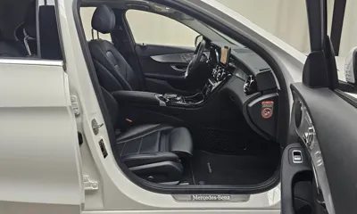 Mercedes-Benz C-Class 2018, 142873 км, за 8593.34 USD - фото 11