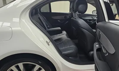 Mercedes-Benz C-Class 2018, 142873 км, за 8593.34 USD - фото 12