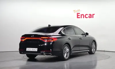 Hyundai Grandeur 2018, 199733 км, за 5483.98 USD