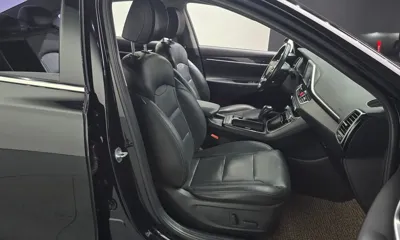 Hyundai Grandeur 2018, 199733 км, за 5483.98 USD - фото 12