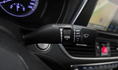 Hyundai Grandeur 2018, 199733 км, за 5483.98 USD - фото 17