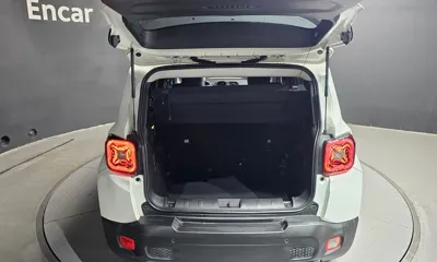 Jeep Renegade 2021, 34605 км, за 11809.11 USD - фото 20