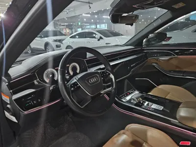Audi A8 2021, 139000 км, за 32493.11 USD - фото 6