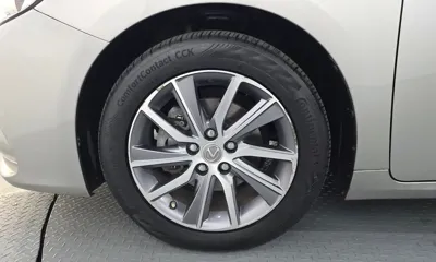 Lexus ES 2018, 101308 км, за 15823.4 USD