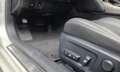 Lexus IS 2017, 60042 км, за 14866.48 USD - фото 9