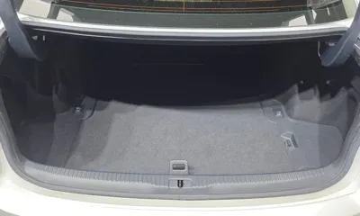 Lexus IS 2017, 60042 км, за 14866.48 USD - фото 20