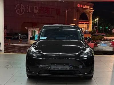 Tesla Model Y 2023, 120000 км, за 21514.12 USD