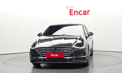 Hyundai Sonata 2021, 109574 км, за 11124.13 USD