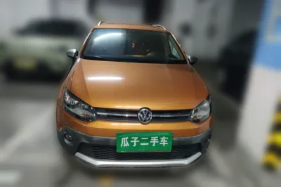Volkswagen Polo 2014, 54500 км, за 6185 USD