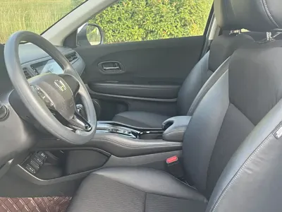 Honda Vezel 2021, 80000 км, за 9361.15 USD - фото 6