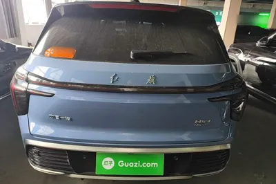 Hongqi HS3 2023, 32100 км, за 15485 USD