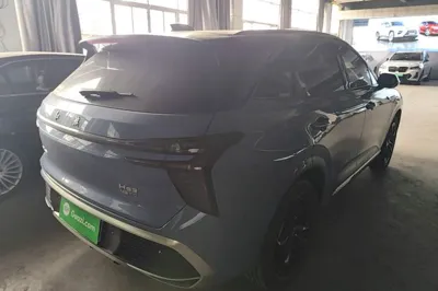 Hongqi HS3 2023, 32100 км, за 15485 USD - фото 6
