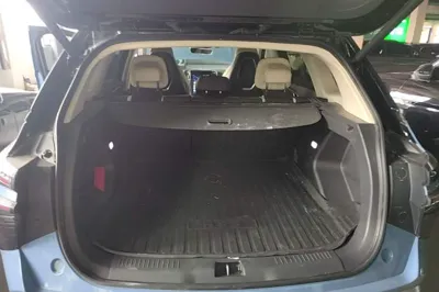 Hongqi HS3 2023, 32100 км, за 15485 USD - фото 22