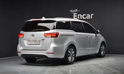 Kia Canival 2016, 135044 км, за 5942.63 USD