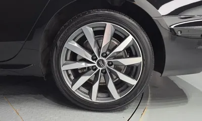 Audi A4 2023, 51158 км, за 19218.25 USD - фото 21
