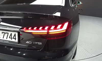 Audi A4 2023, 51158 км, за 19218.25 USD - фото 23
