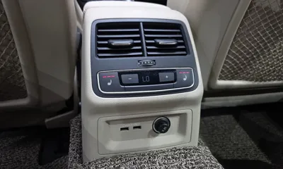 Audi A4 2023, 51158 км, за 19218.25 USD - фото 32