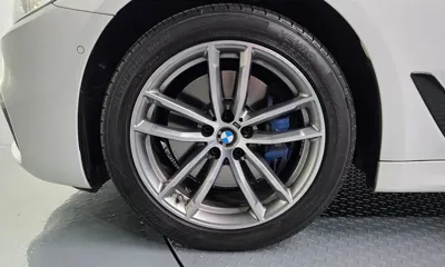 BMW 5-Series 2017, 112819 км, за 14375.74 USD