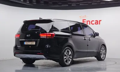Kia Canival 2018, 215109 км, за 5099.33 USD