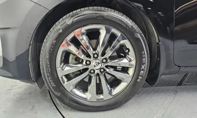 Kia Canival 2018, 215109 км, за 5099.33 USD