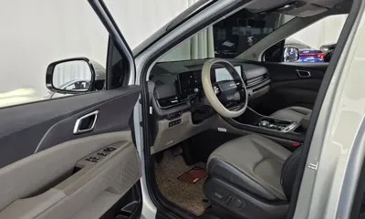 Kia Canival 2025, 43727 км, за 25534.99 USD - фото 10