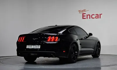 Ford Mustang 2017, 73962 км, за 11567.96 USD