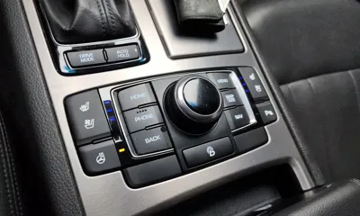 Hyundai Genesis 2015, 131337 км, за 8009.37 USD - фото 17